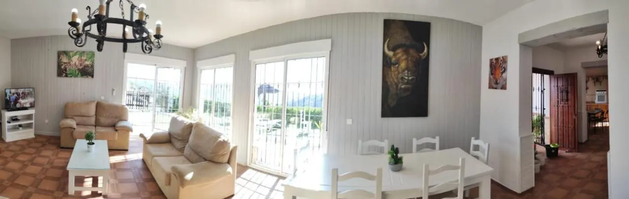 Villa Yasleni Malaga